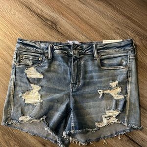 New with tags size 14 American eagle shorts
